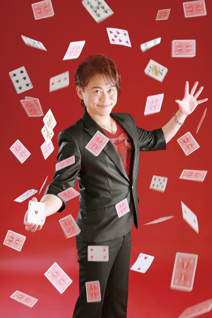 Magician-KAZ マジシャン